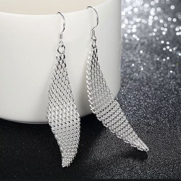 The Disco Queen Mesh Tibetan Silver trapezoid drop earring. - Picture 2 of 4